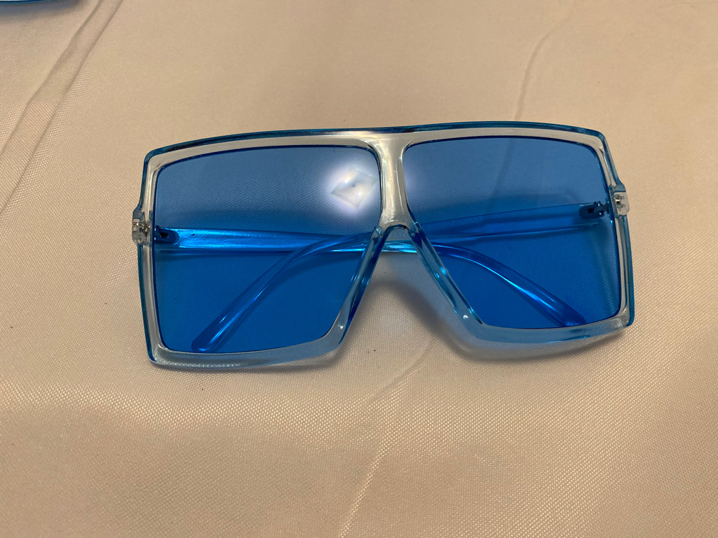 Clear glasses with blue shade